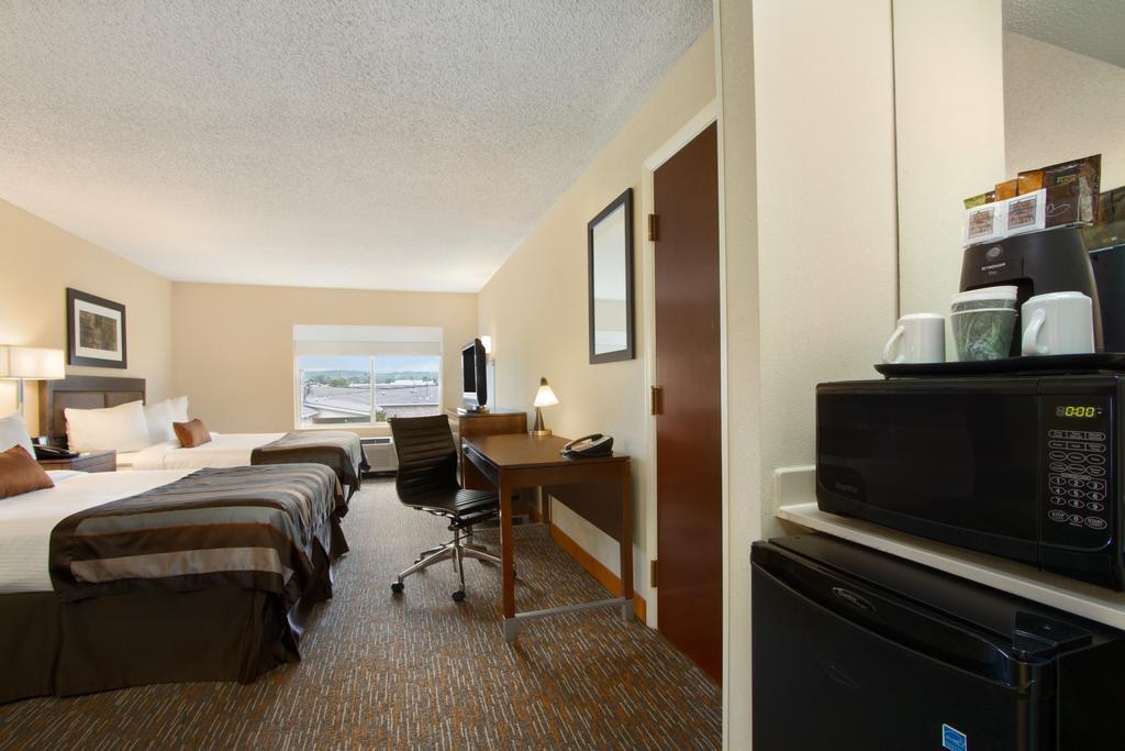 Queen Room with Two Queen Beds - Disability Access/Non-Smoking