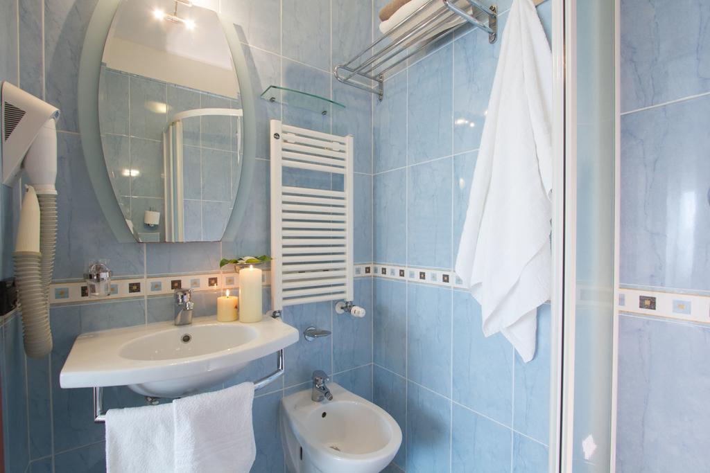 Dreibettzimmer