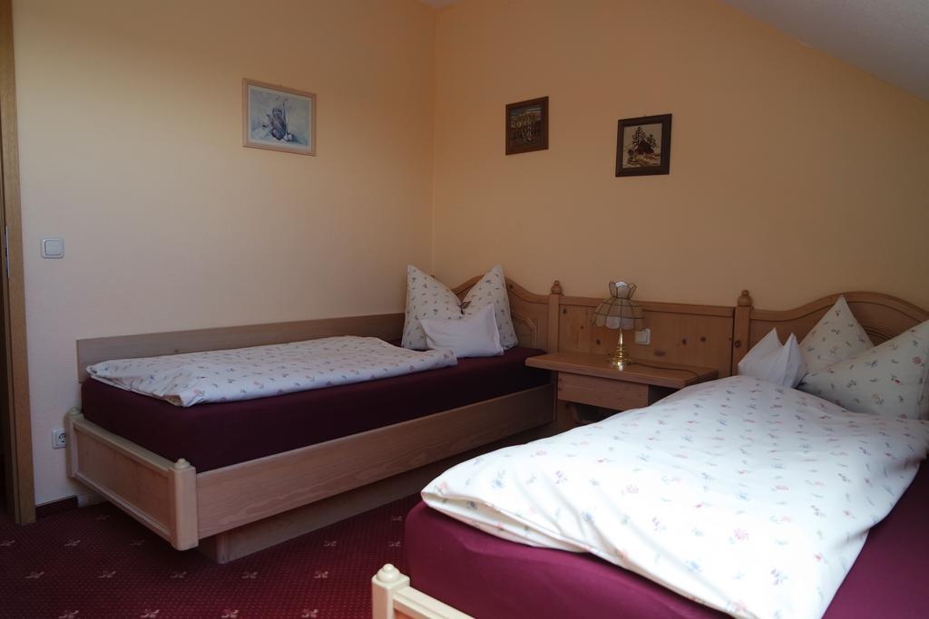 Zweibettzimmer