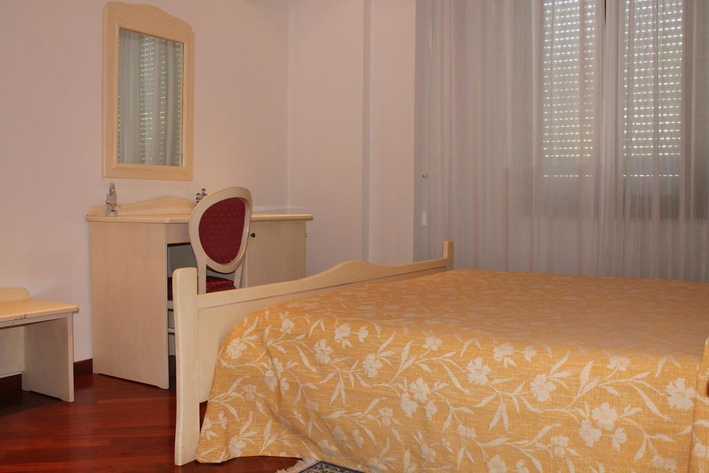 Deluxe Junior Suite,124627227:JPEG
