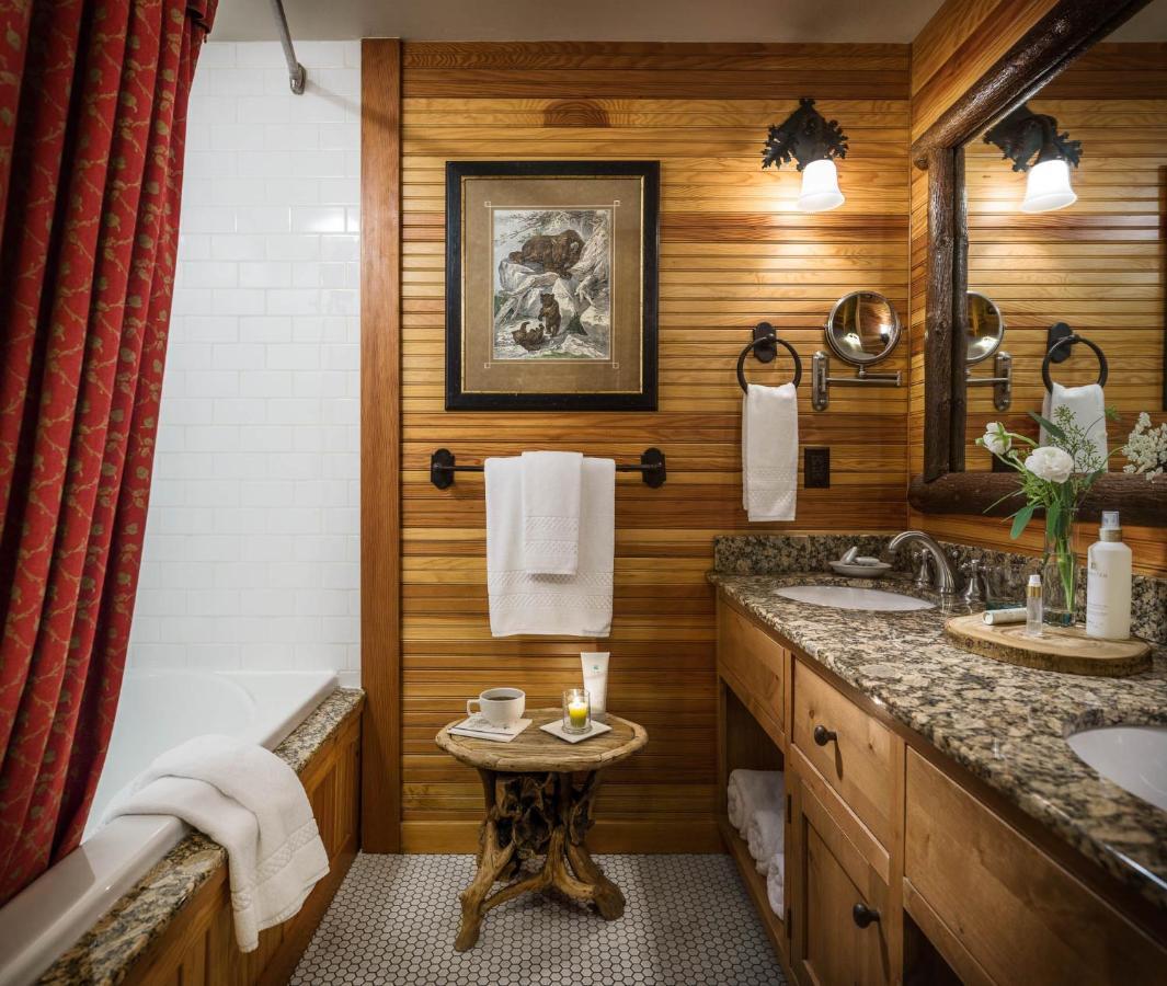 Superior One-Bedroom Suite,1217682691:JPEG
