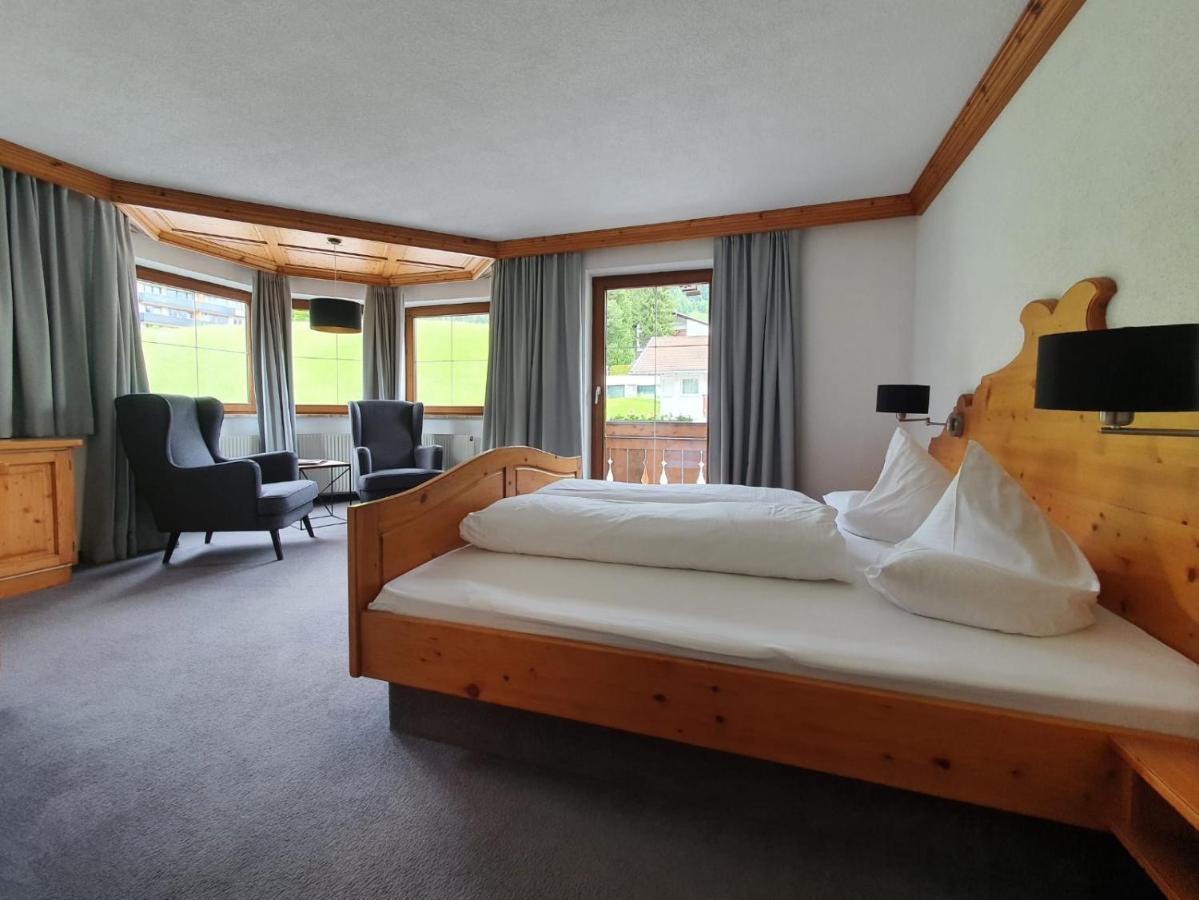 Double Room Balcony,9878189:JPEG