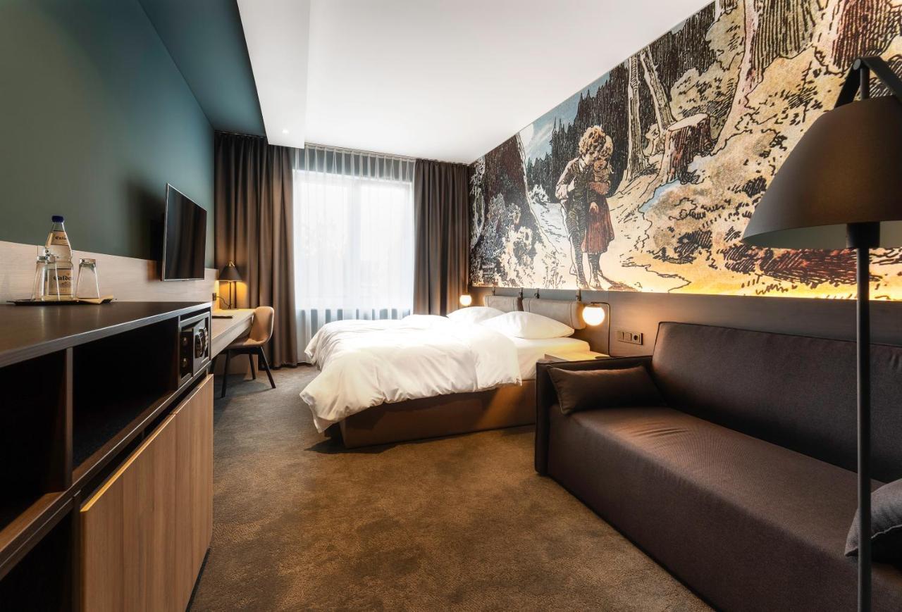 Großes Doppel-/Zweibettzimmer