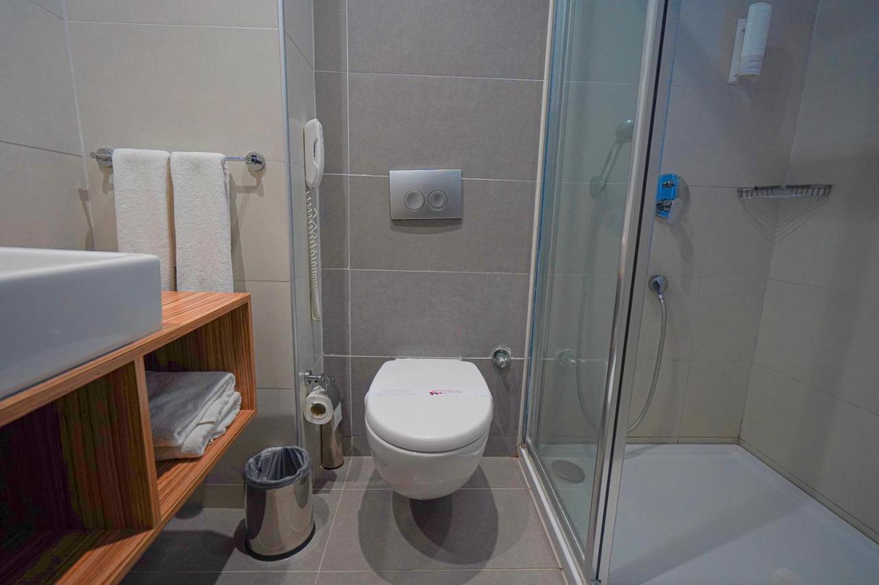 Deluxe Doppelzimmer mit seitlichem Meerblick