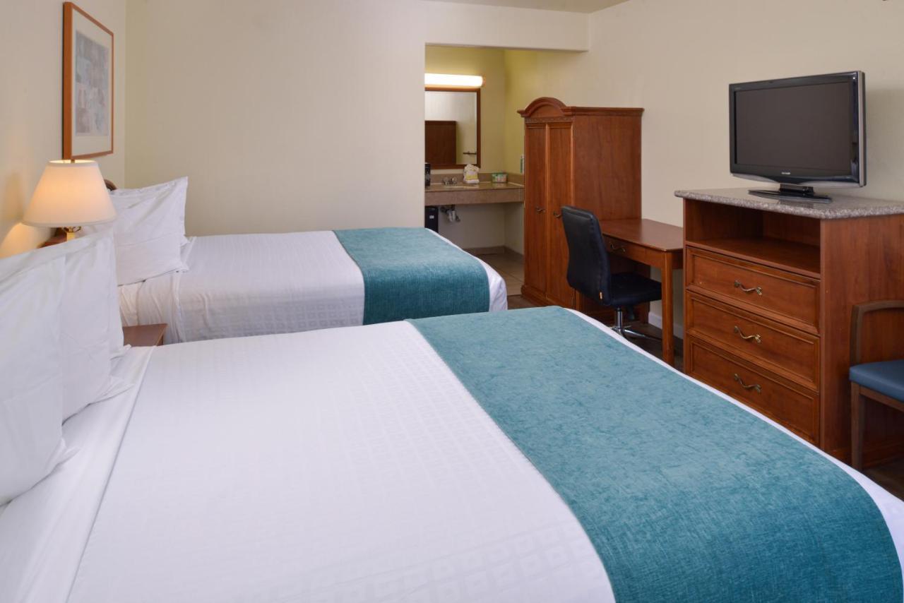 Queen Room with Two Queen Beds