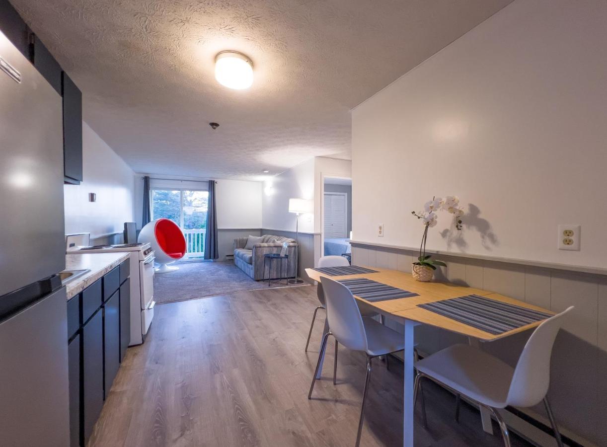 Two-Bedroom Apartment Air Conditioning no pets no smoking,1259230921:JPEG