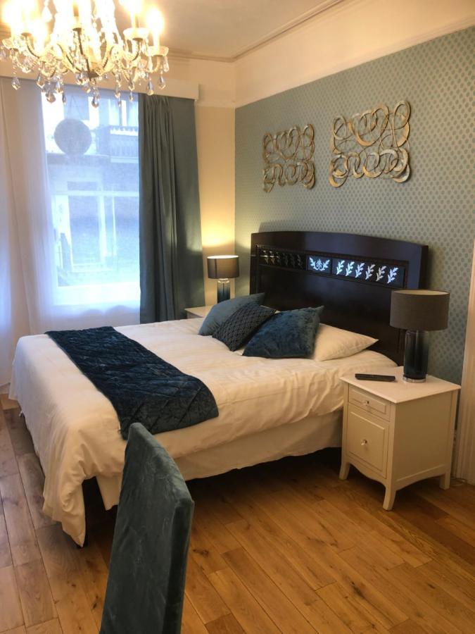 Premier Zimmer mit Super-Kingsize-Bett