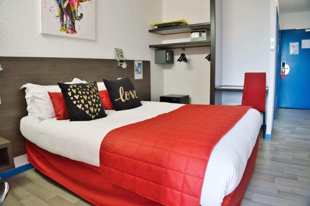 Chambre Double - Vue sur Village