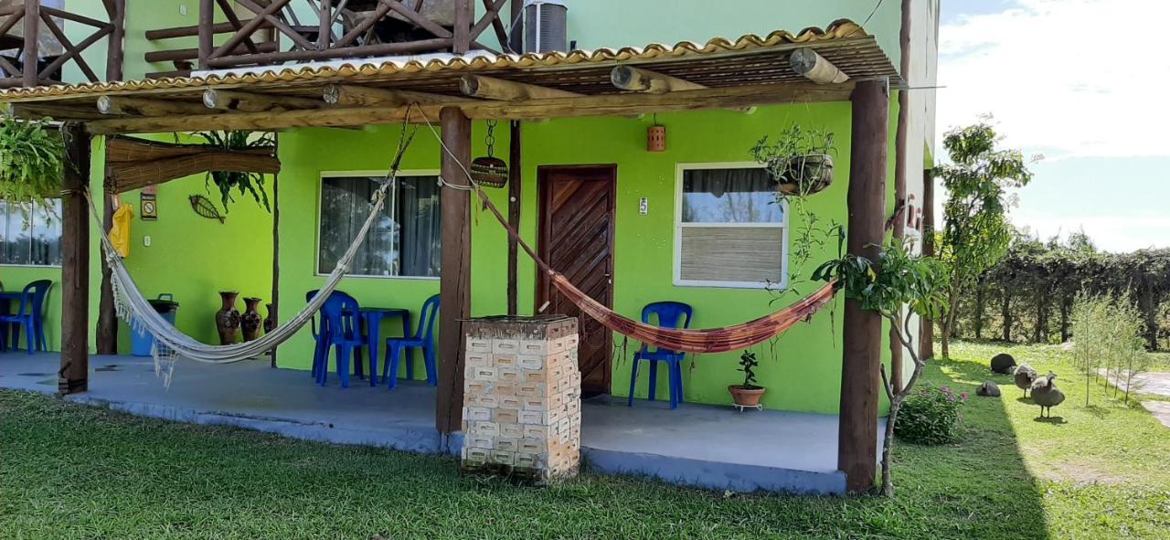 Quarto Triplo com Varanda