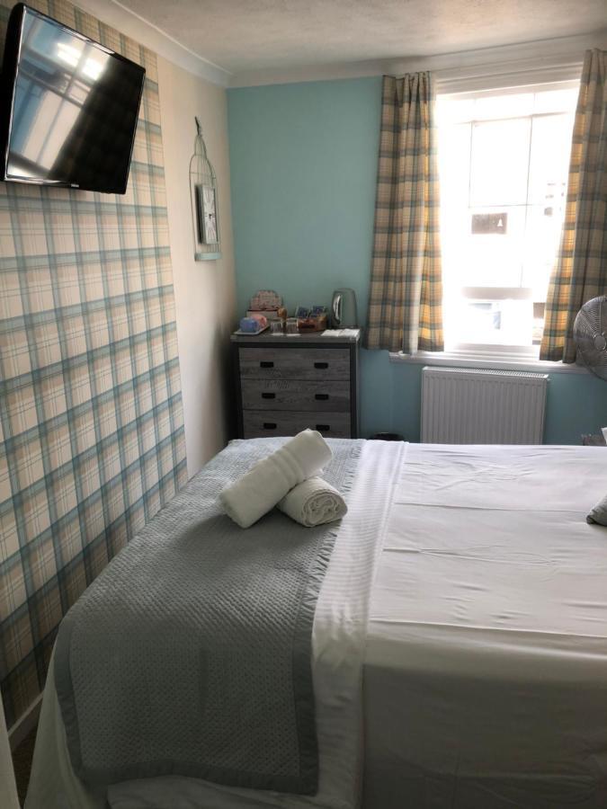 Doppelzimmer mit Kingsize-Bett – Duck Egg & Cream