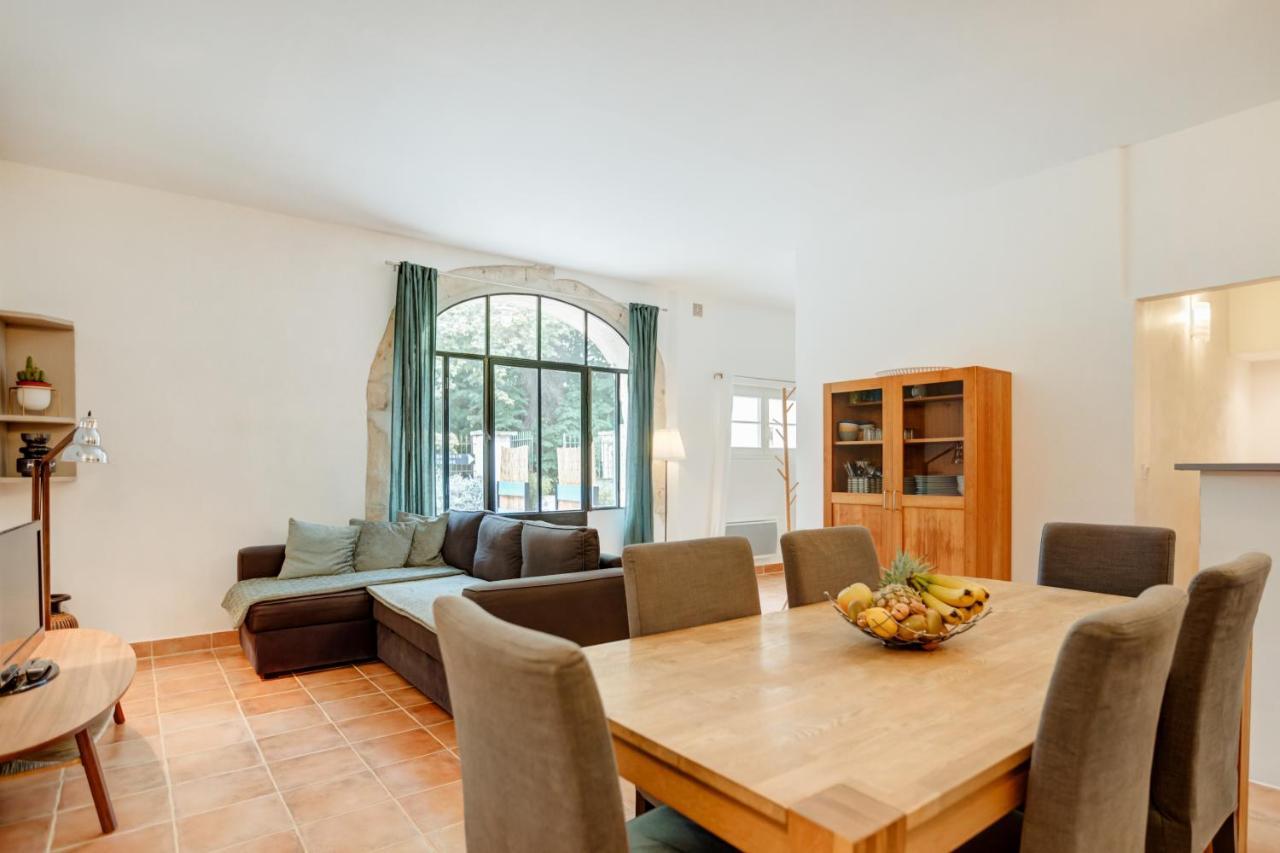 Two-Bedroom Apartment Terrace,1589105999:JPEG