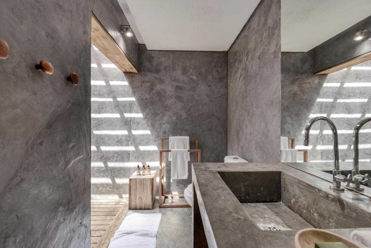 Quarto Clássico com 2 Camas de Solteiro