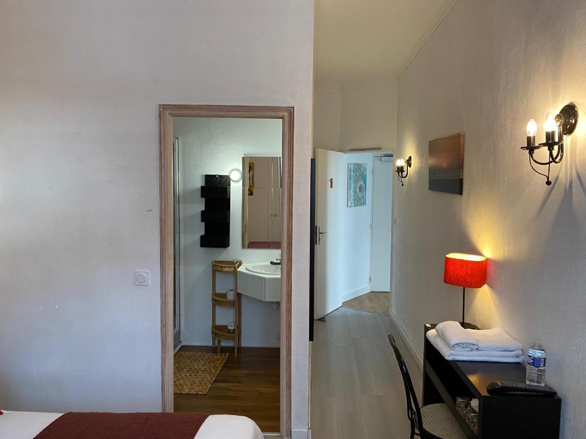 Chambre Double avec Douche