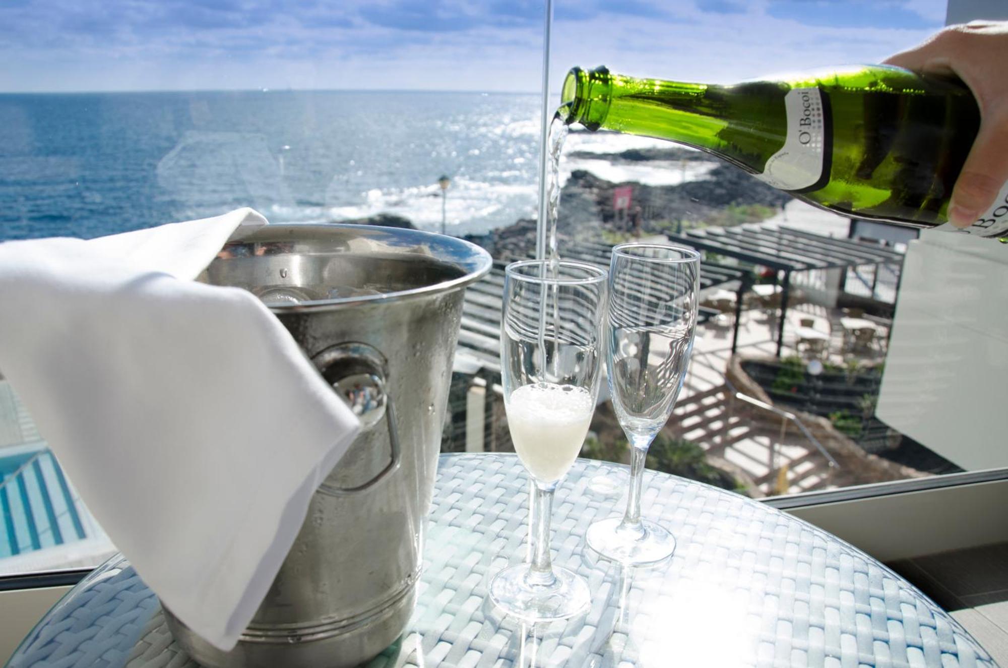 Junior Suite with Sea View,1431718033:JPEG