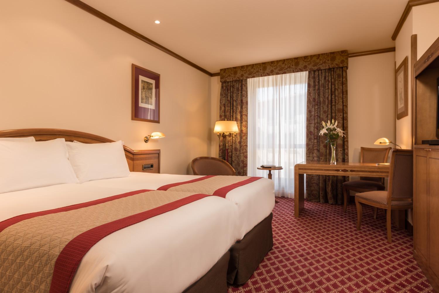 Double or Twin Room,1272683827:JPEG