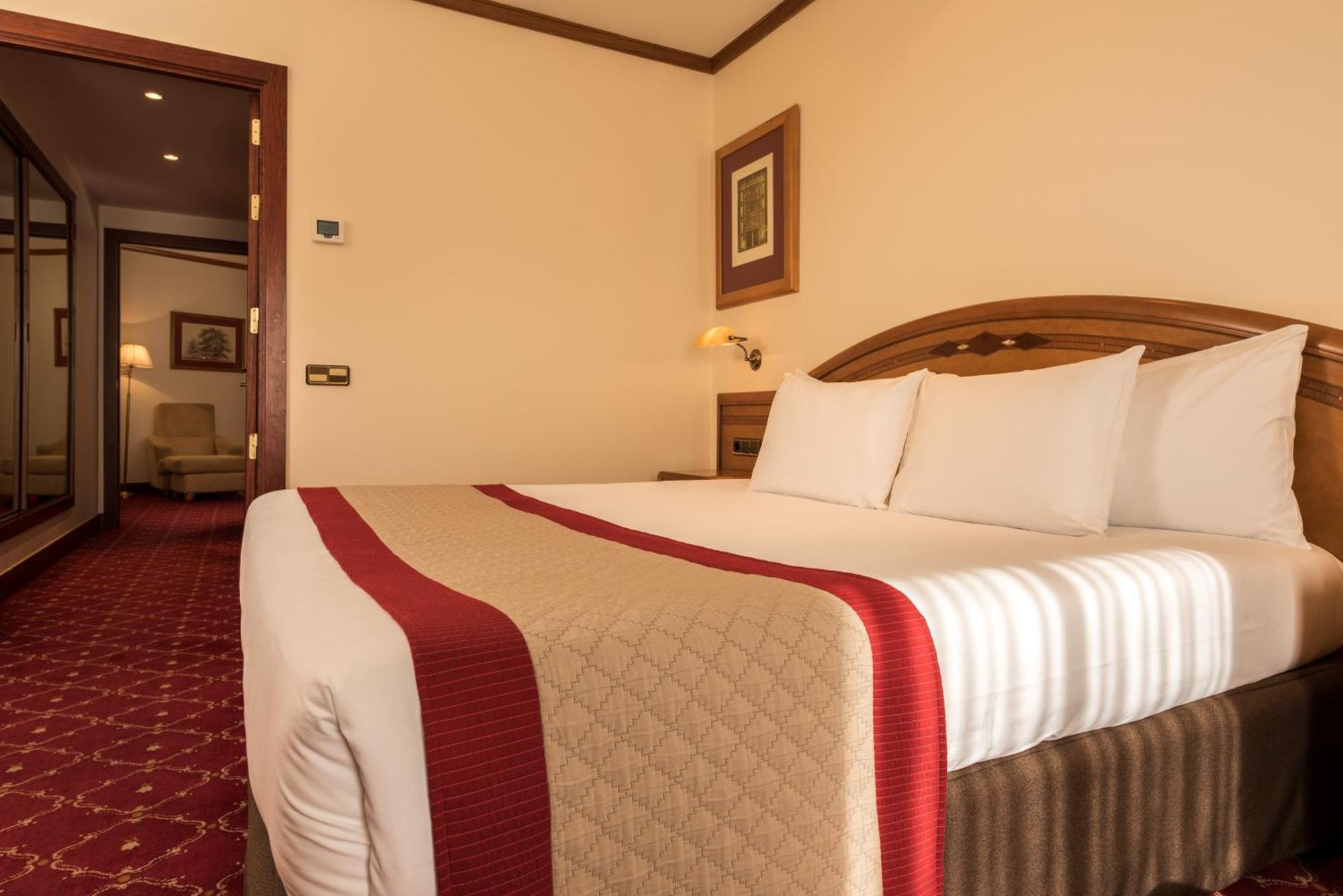 Premium Twin Room,1272680764:JPEG