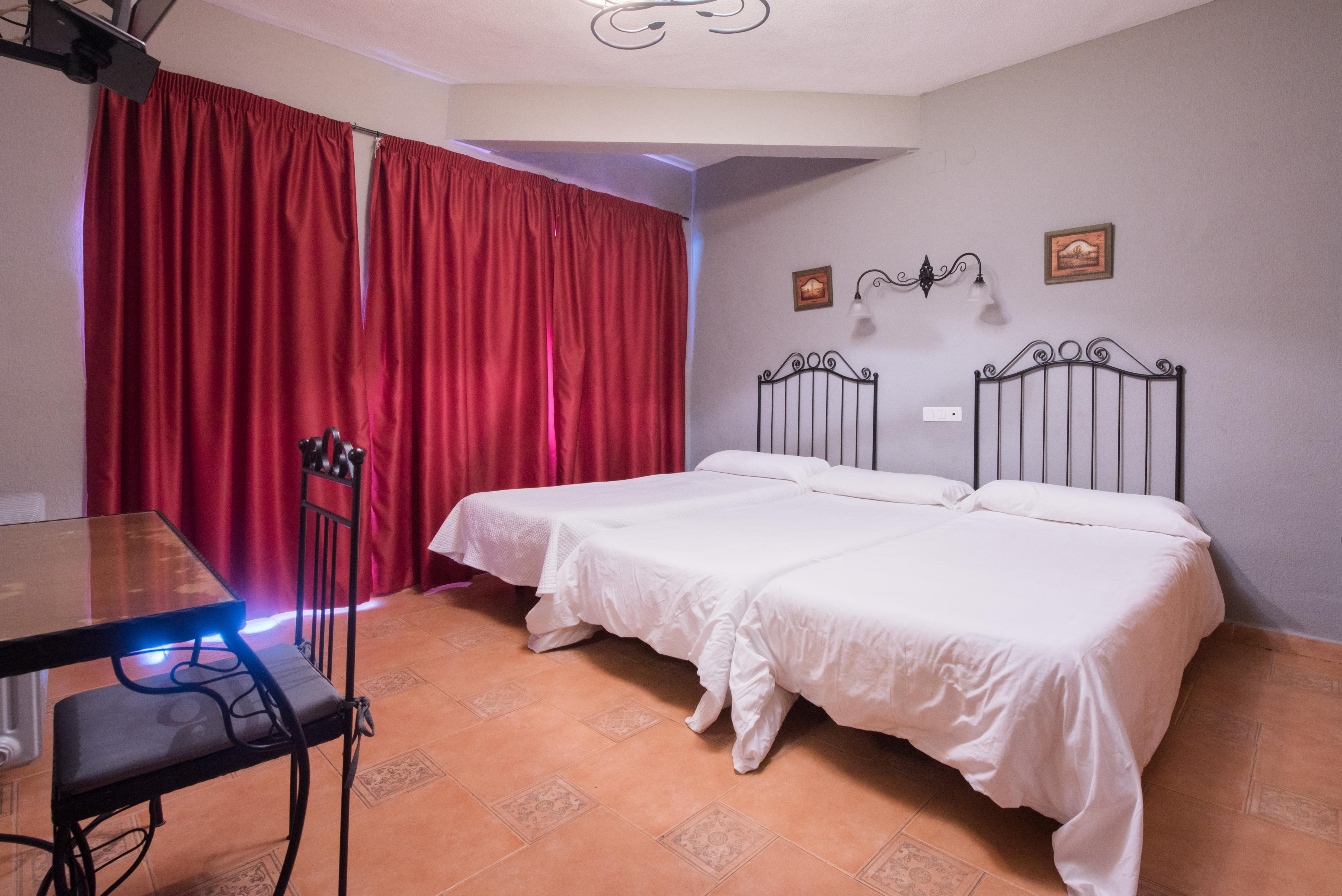 Habitación Triple (2 adultos + 1 niño)