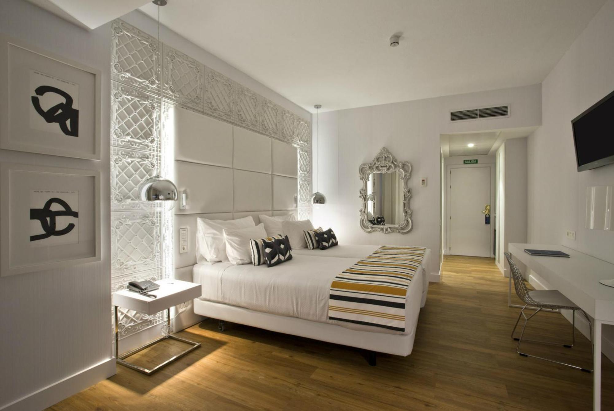 Habitación Doble con cama supletoria - 1 o 2 camas (2 adultos + 1 niño)