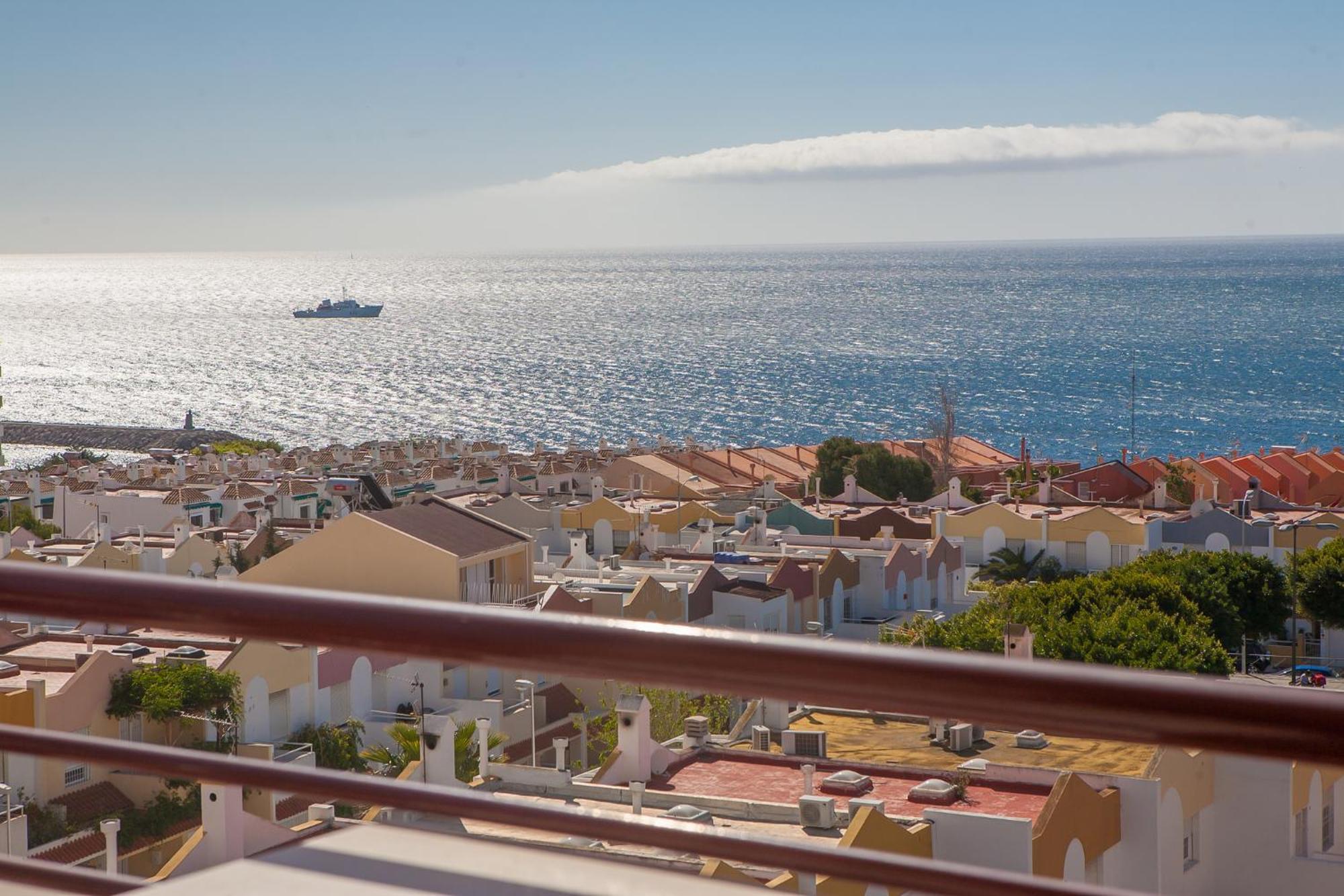 Apartamento con vistas al mar (1 adulto)