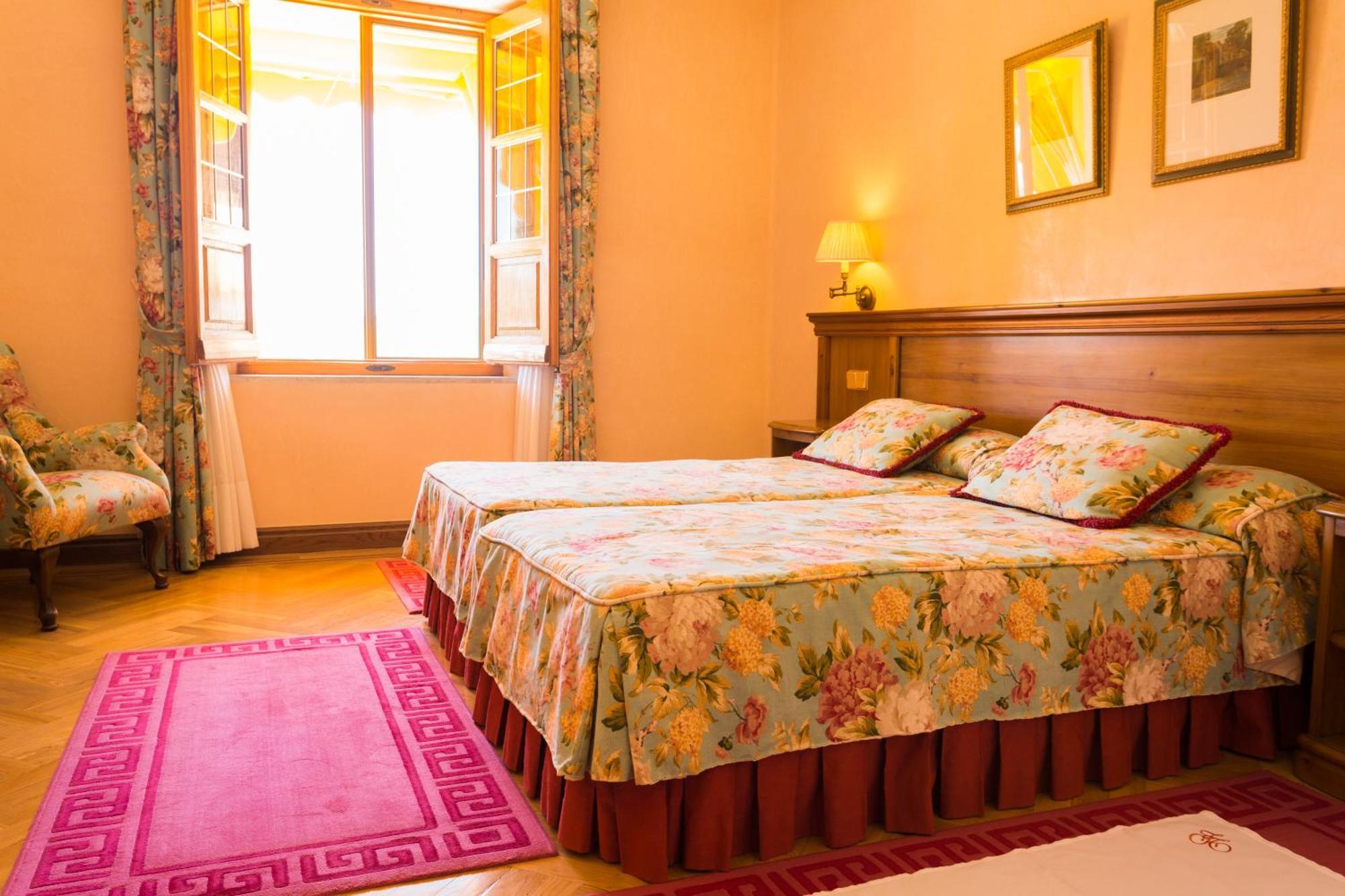 Classic Double or Twin Room,342609982:JPEG