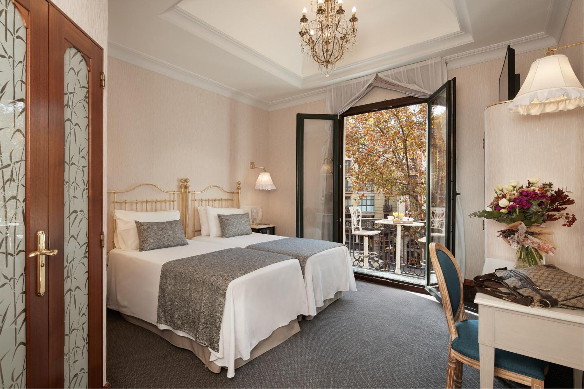 Superior Double or Twin Room,1273201711:JPEG