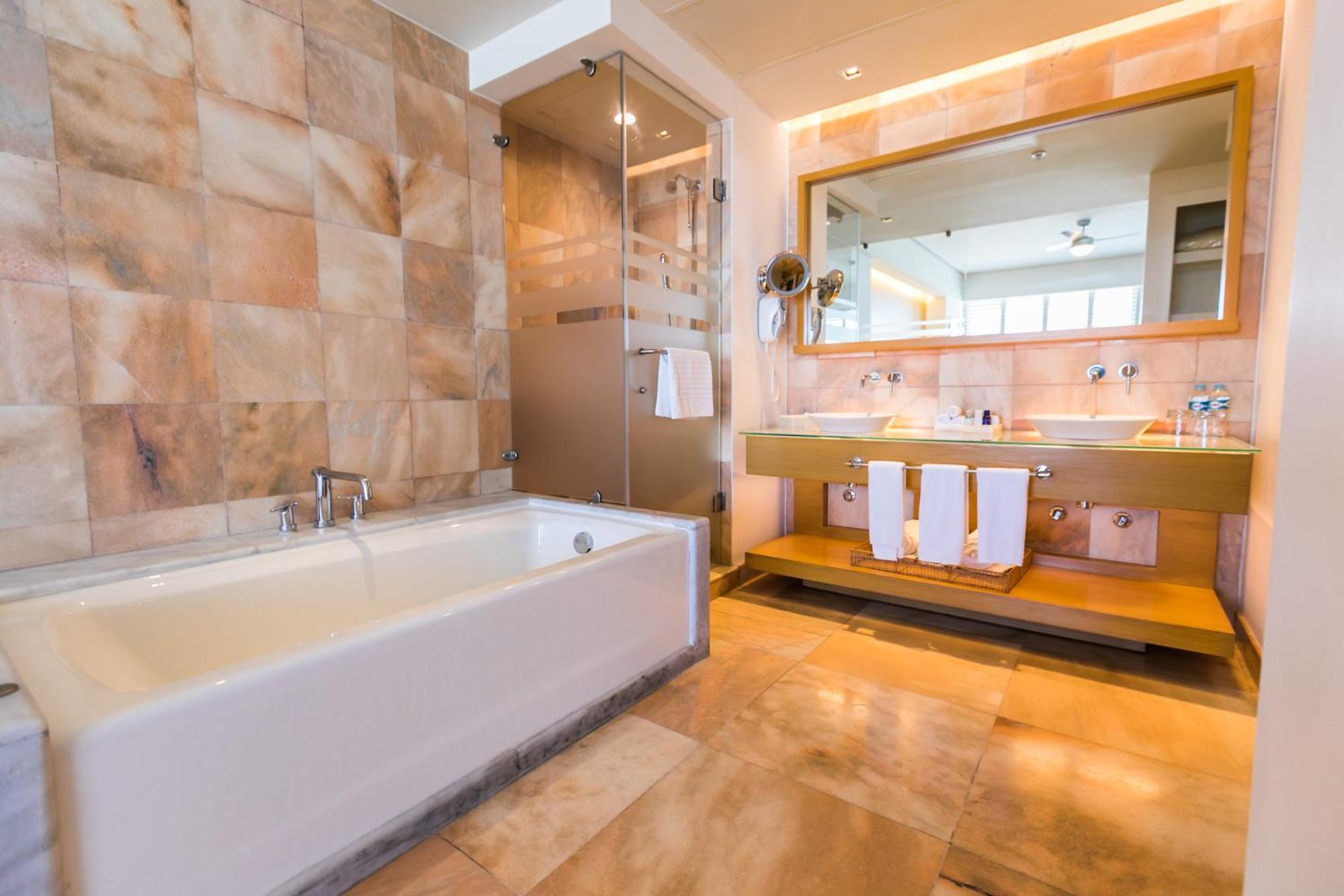 Junior Suite King Size Resort View