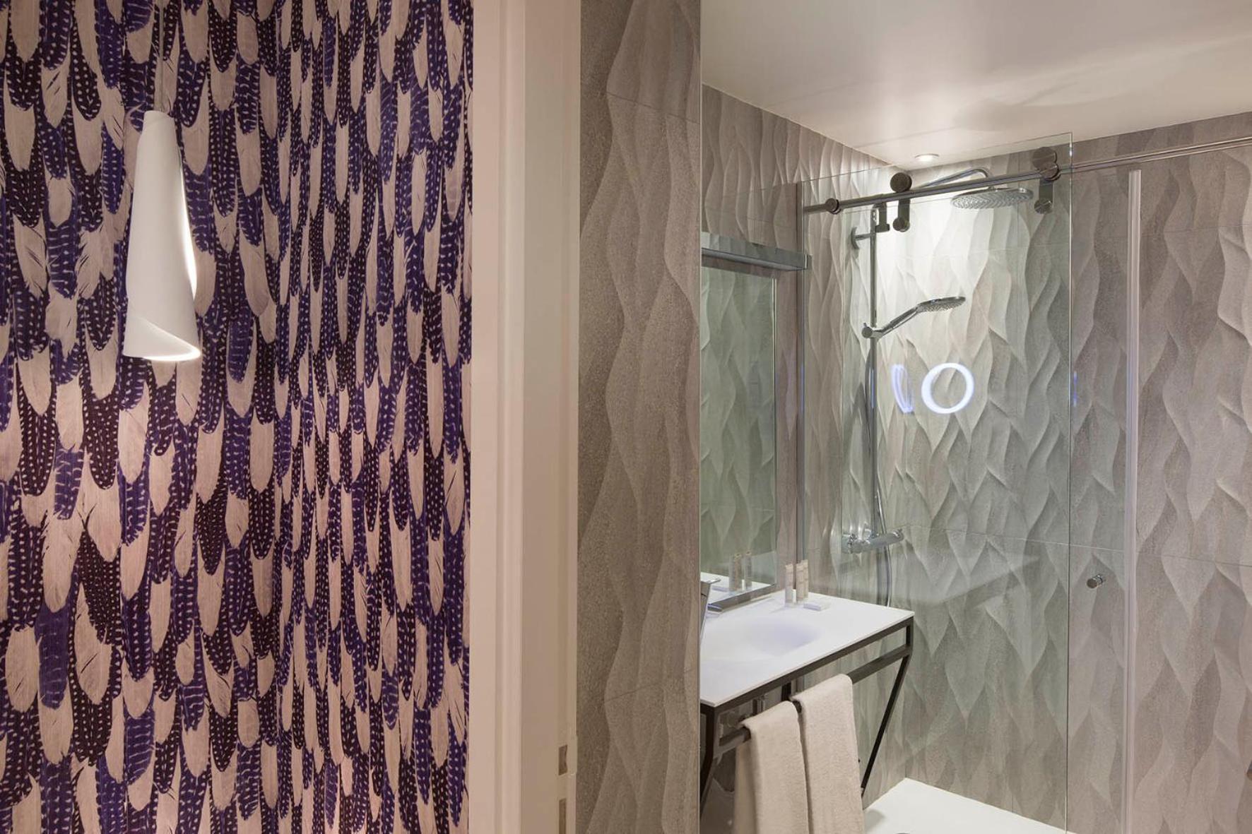 Quarto Duplo Superior com Acesso ao Spa e Massagens (2 Adultos)