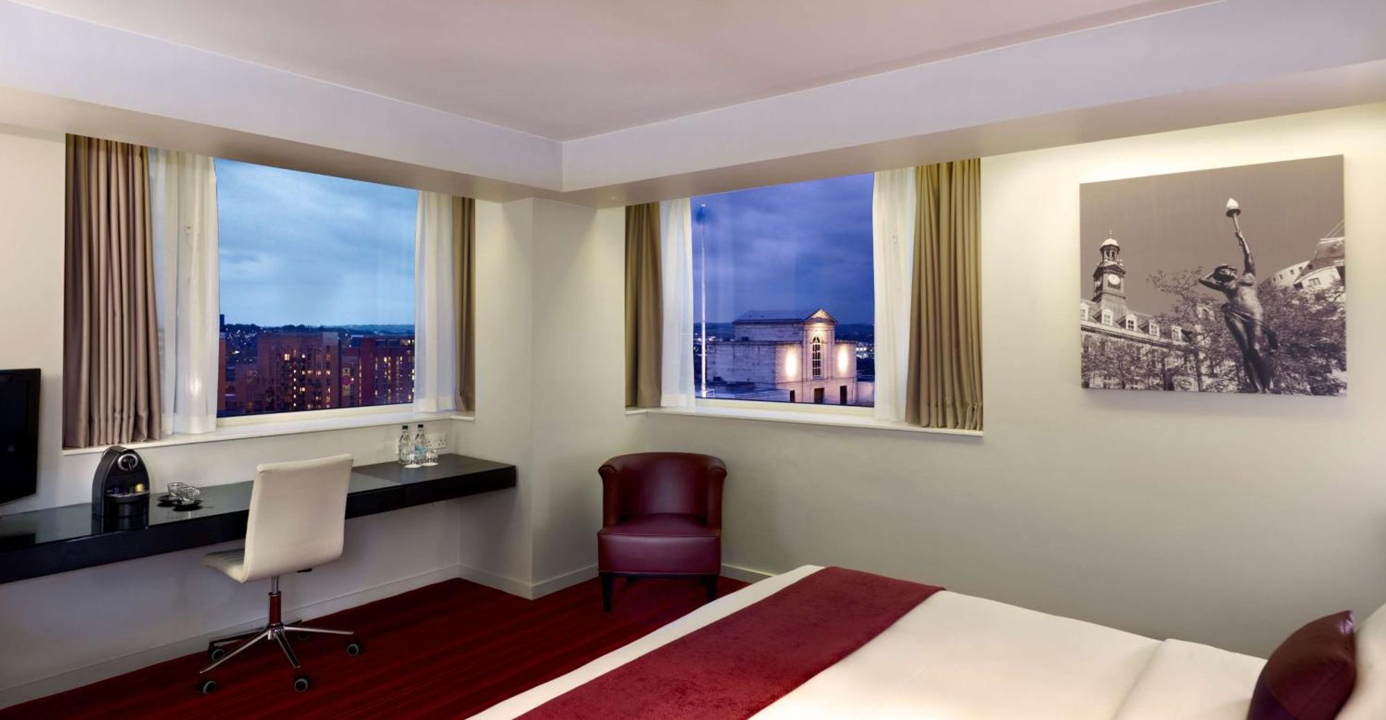 Executive Zimmer mit Kingsize-Bett und Schlafsofa