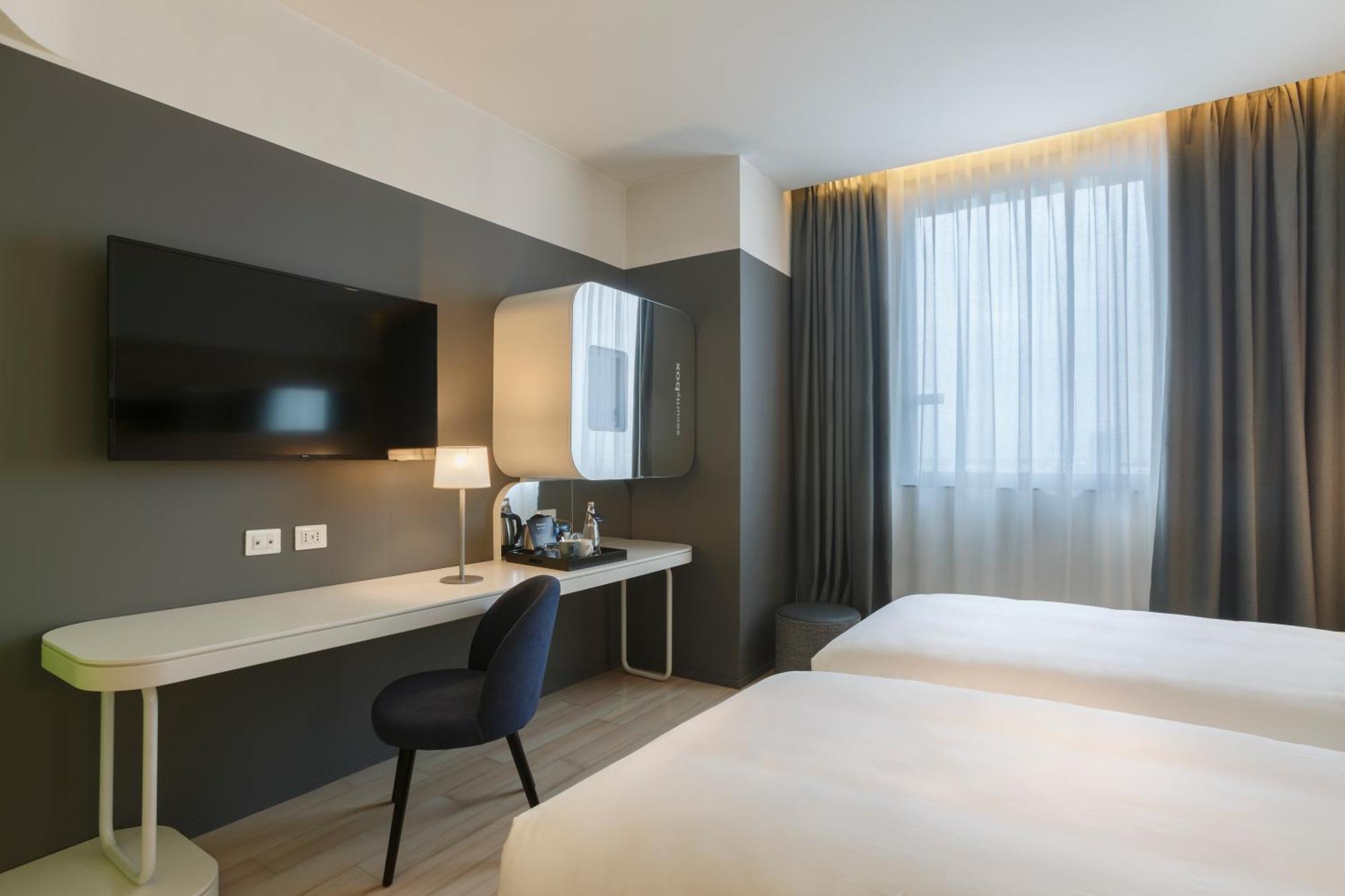 Standard Twin Room,1274466337:JPEG