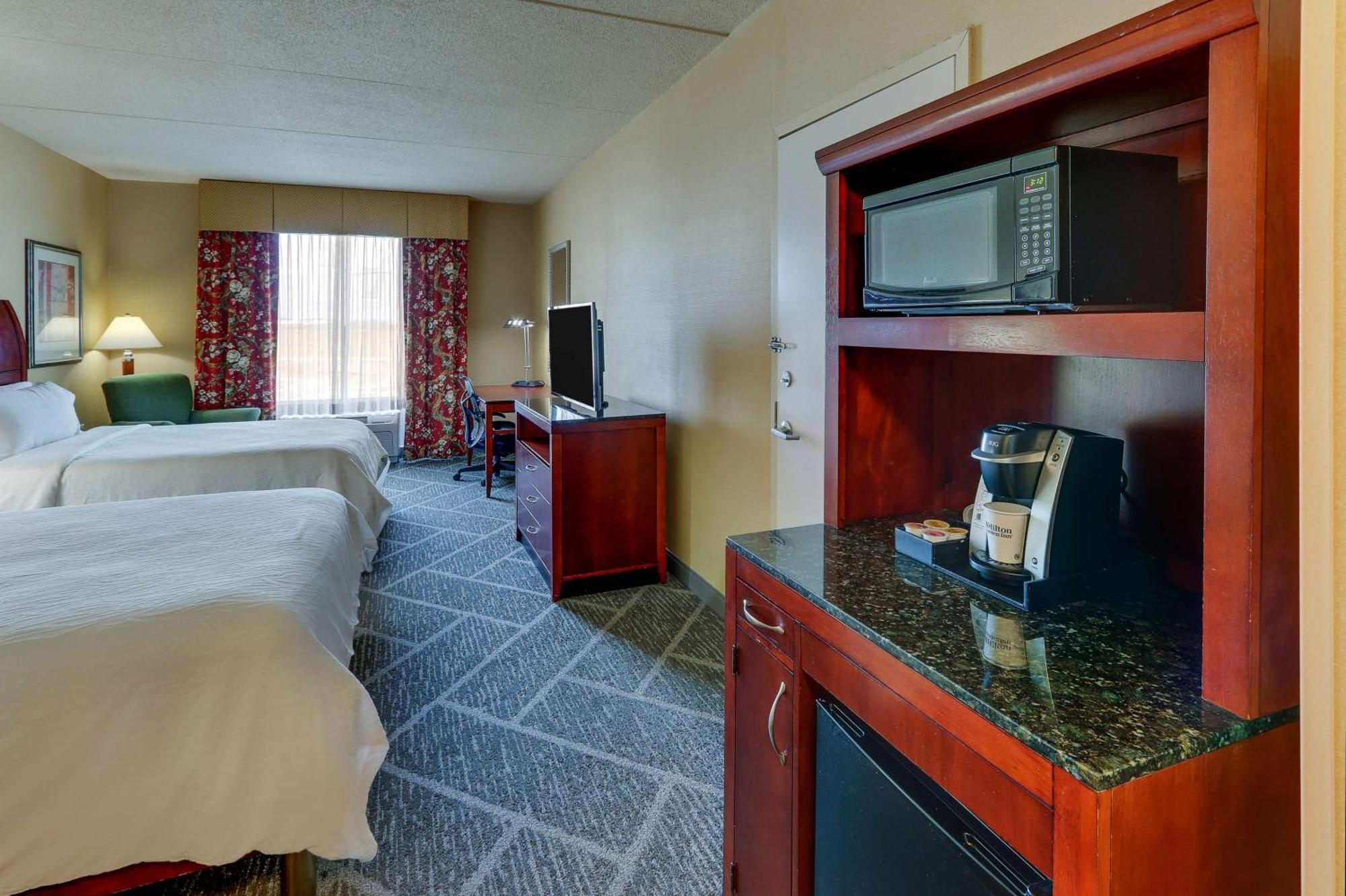 Queen Room with Two Queen Beds - Non-Smoking