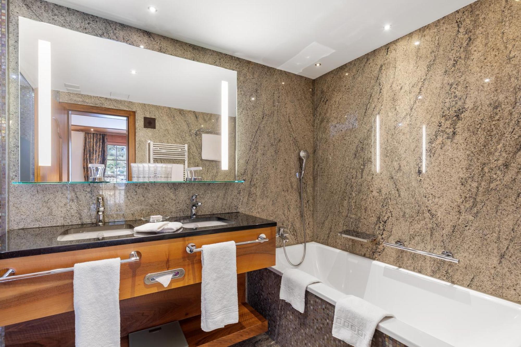Double Room Deluxe
