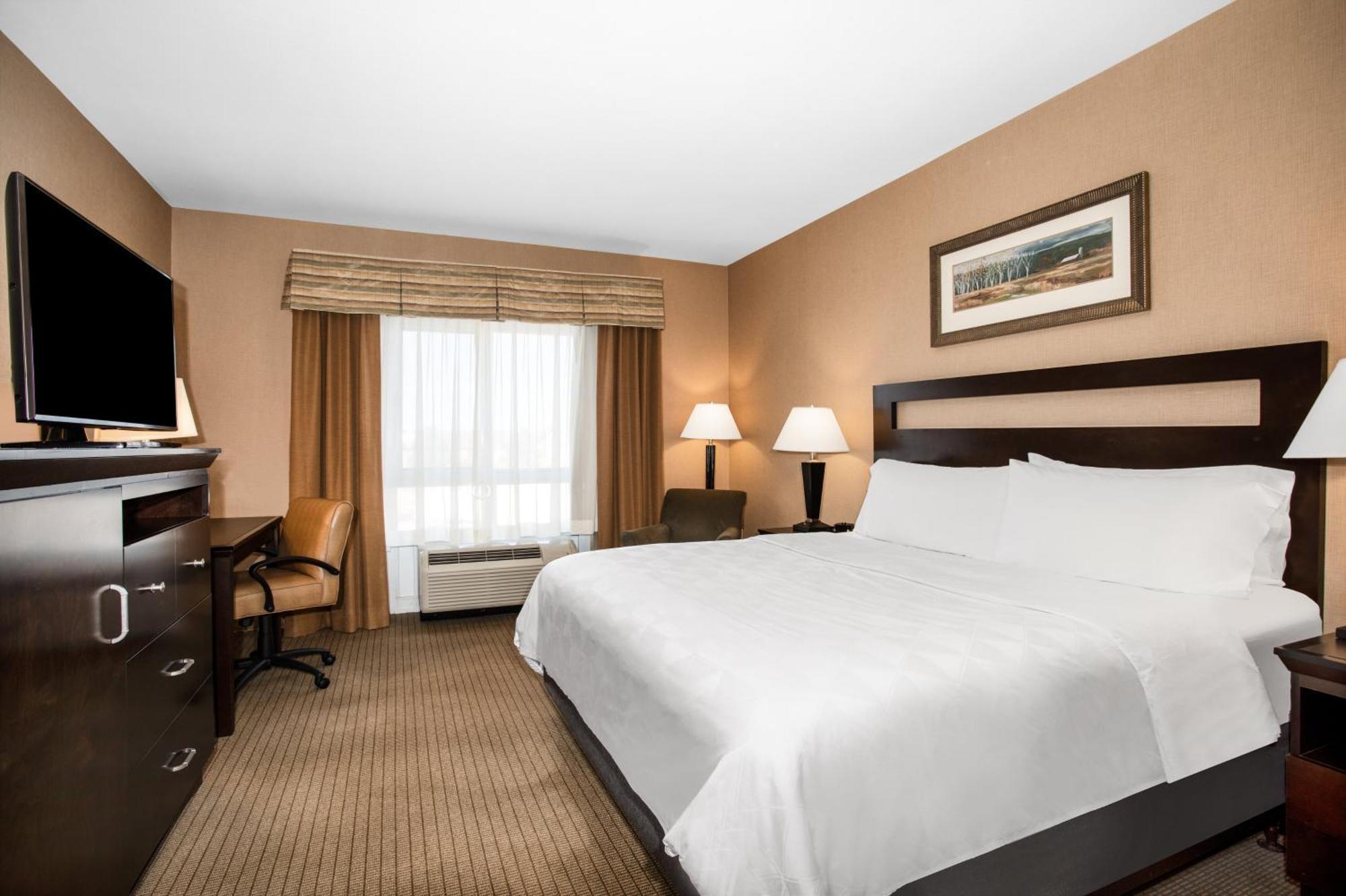 Standard King Room