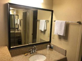 Queen Room with Two Queen Beds - Disability Access/Bath Tub