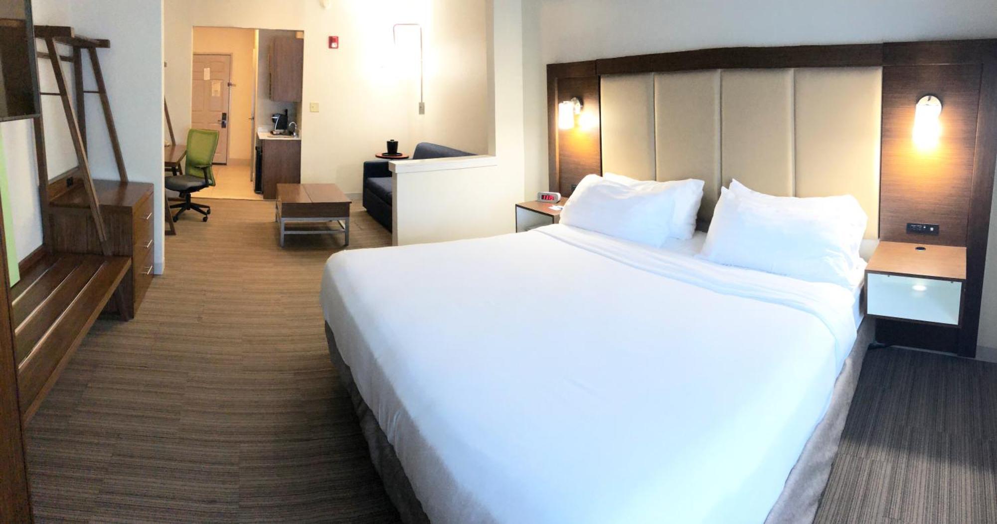 King Suite with Sofa Bed