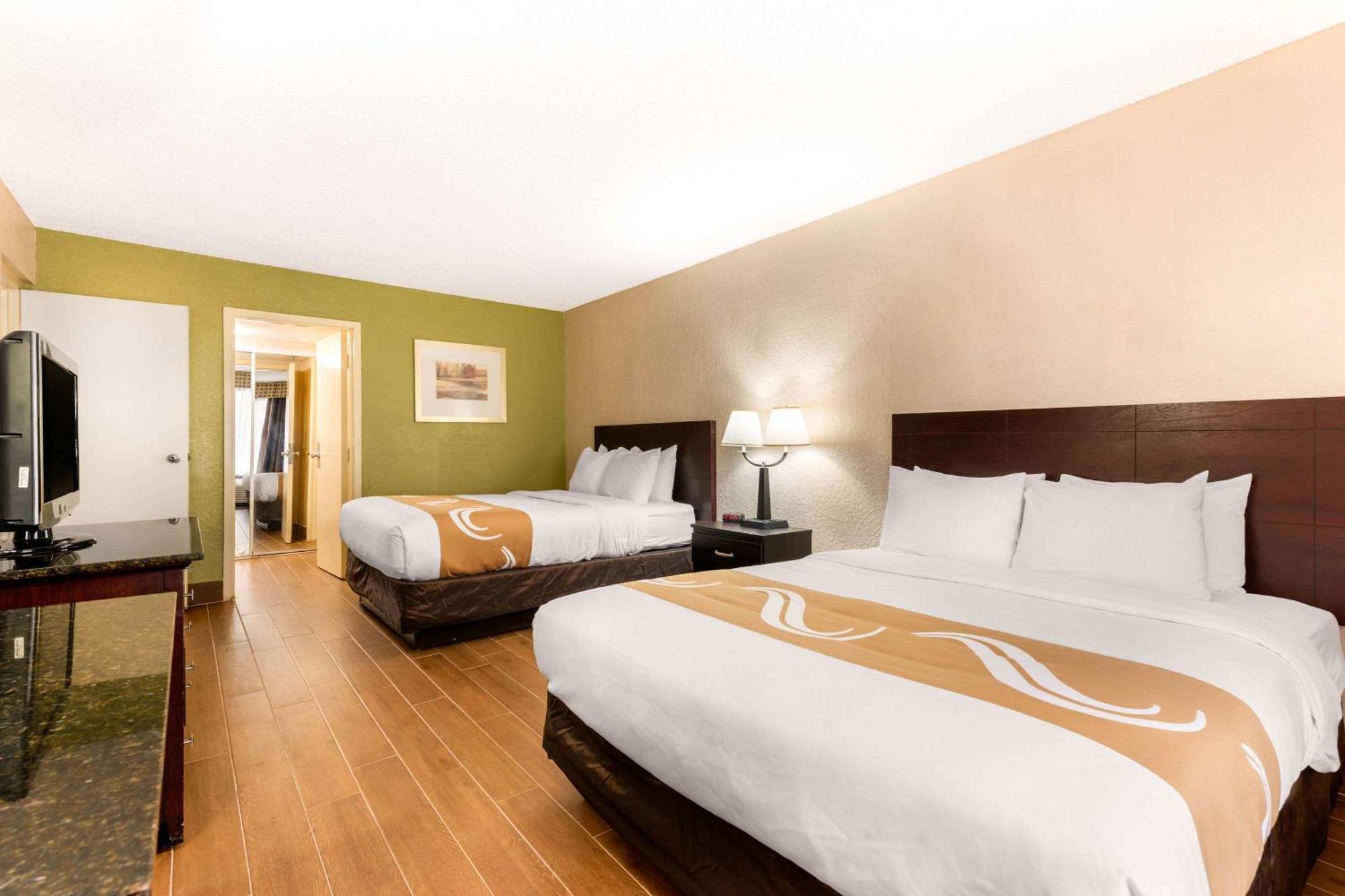 Suite met Queensize Bed en Slaapbank - Rookvrij