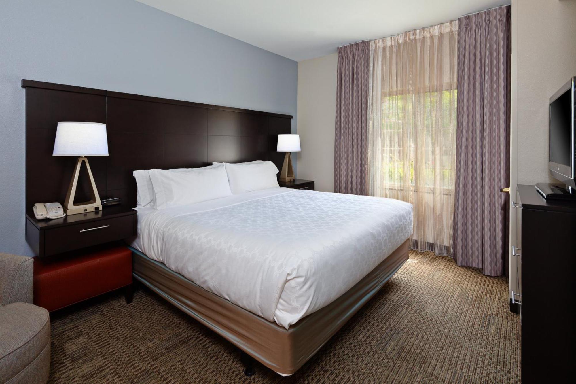 One-Bedroom Suite with Two Queen Beds