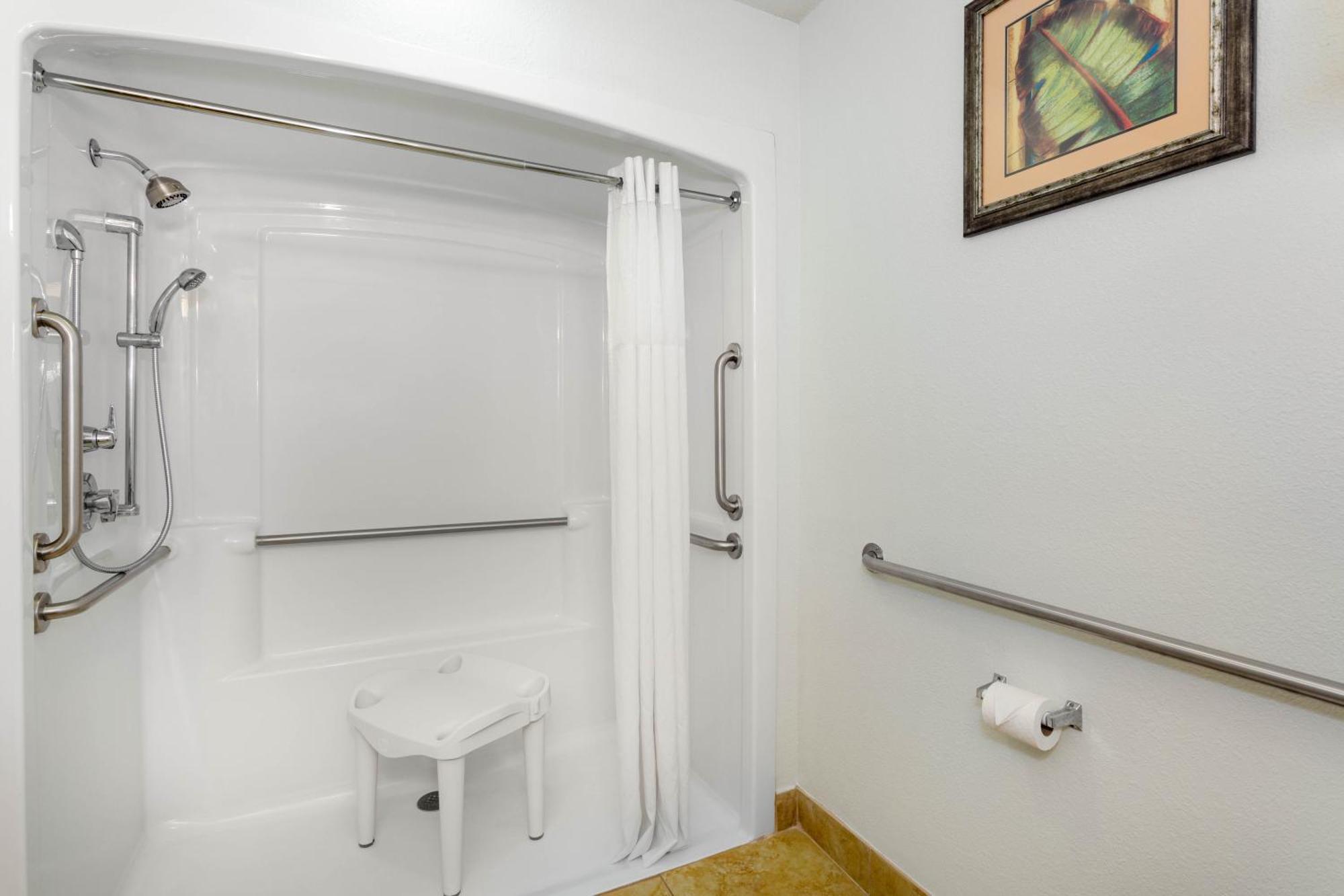 King Suite with Jetted Tub