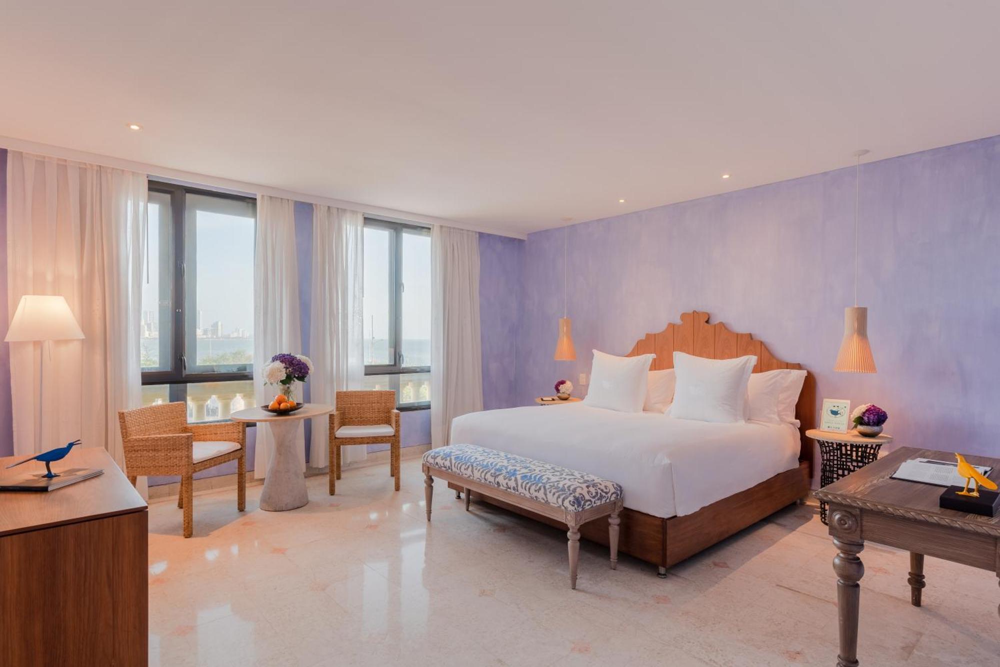 Deluxe King Room