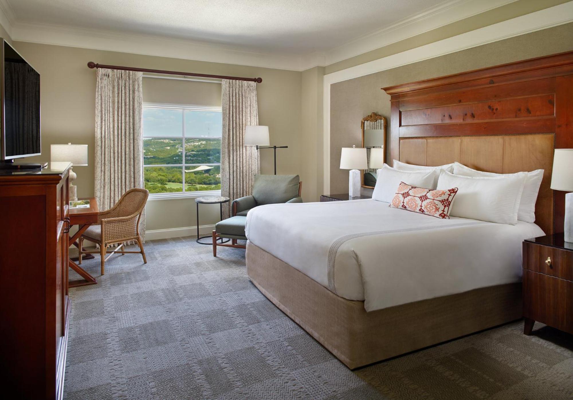 Premier Room - 1 King Bed,1443384607:JPEG