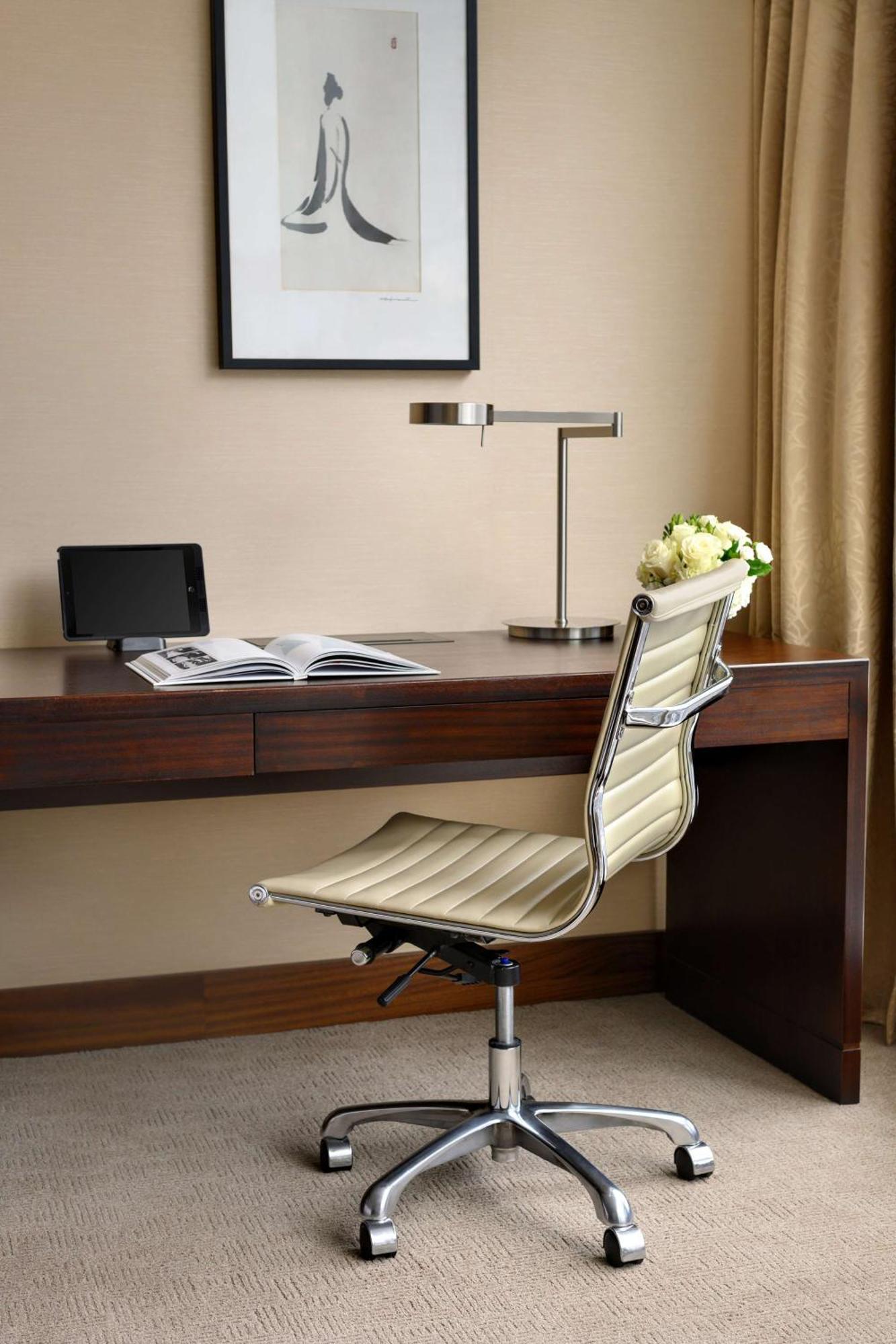 Executive King Room