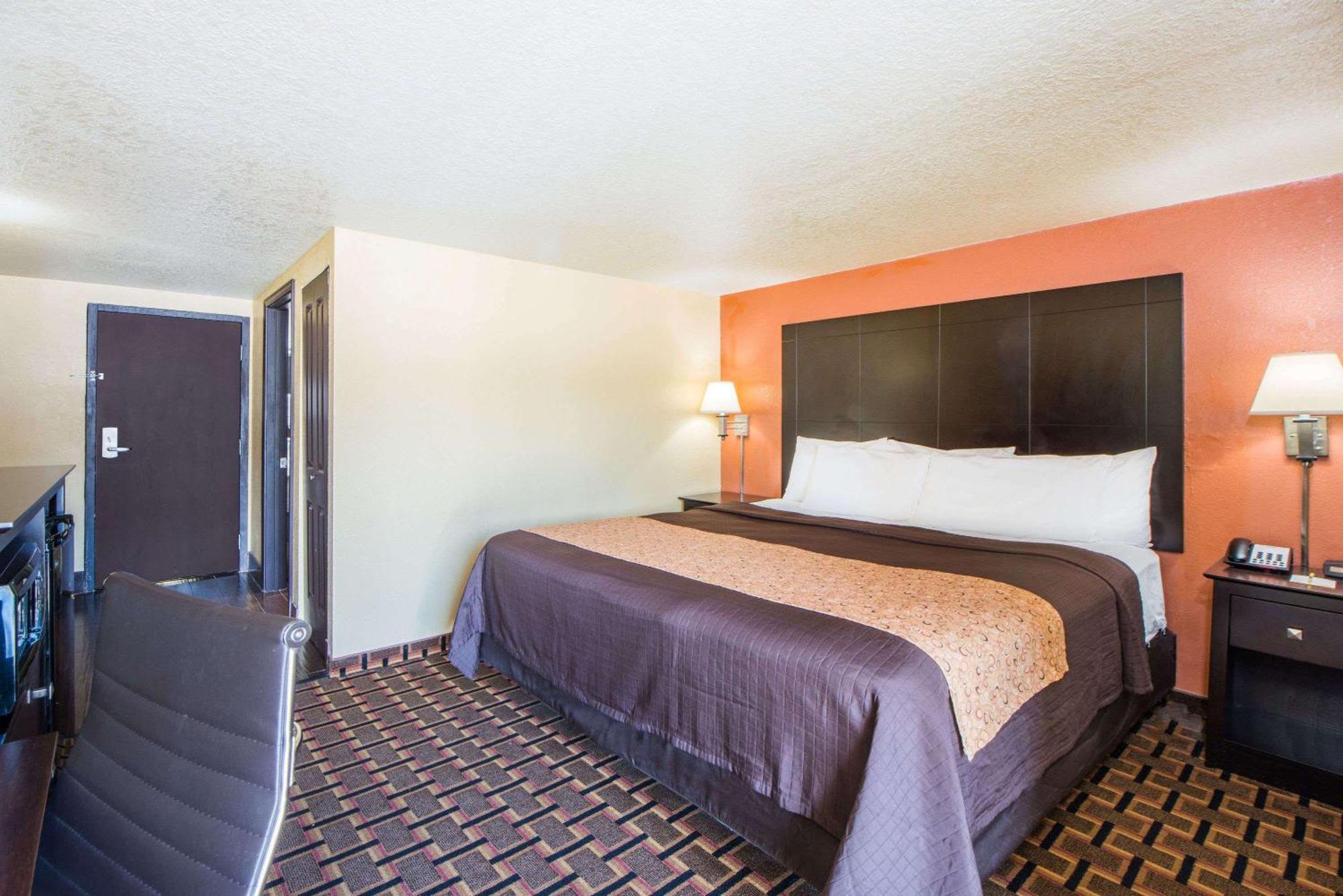 King Room - Mobility Access/Non-Smoking,1278310135:JPEG