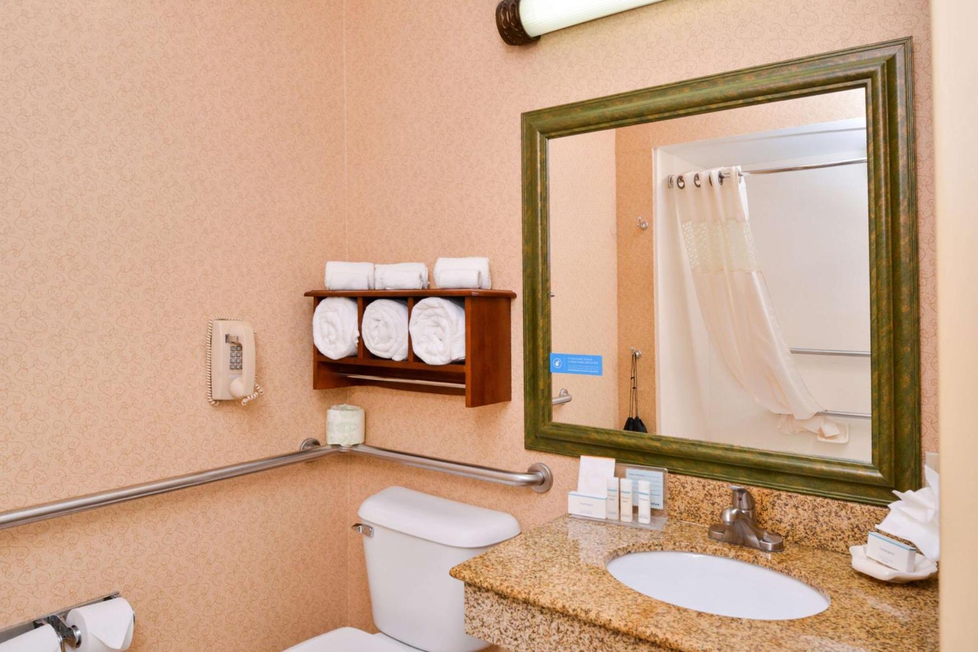 King Room - Mobility Access/Non-Smoking