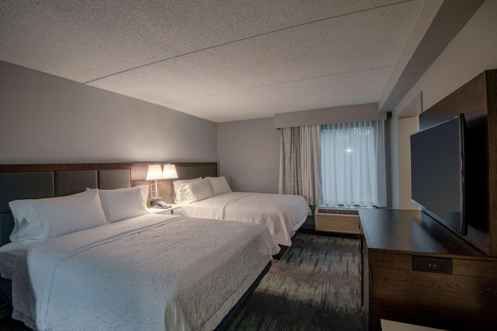 Queen Room with Two Queen Beds - Non-Smoking