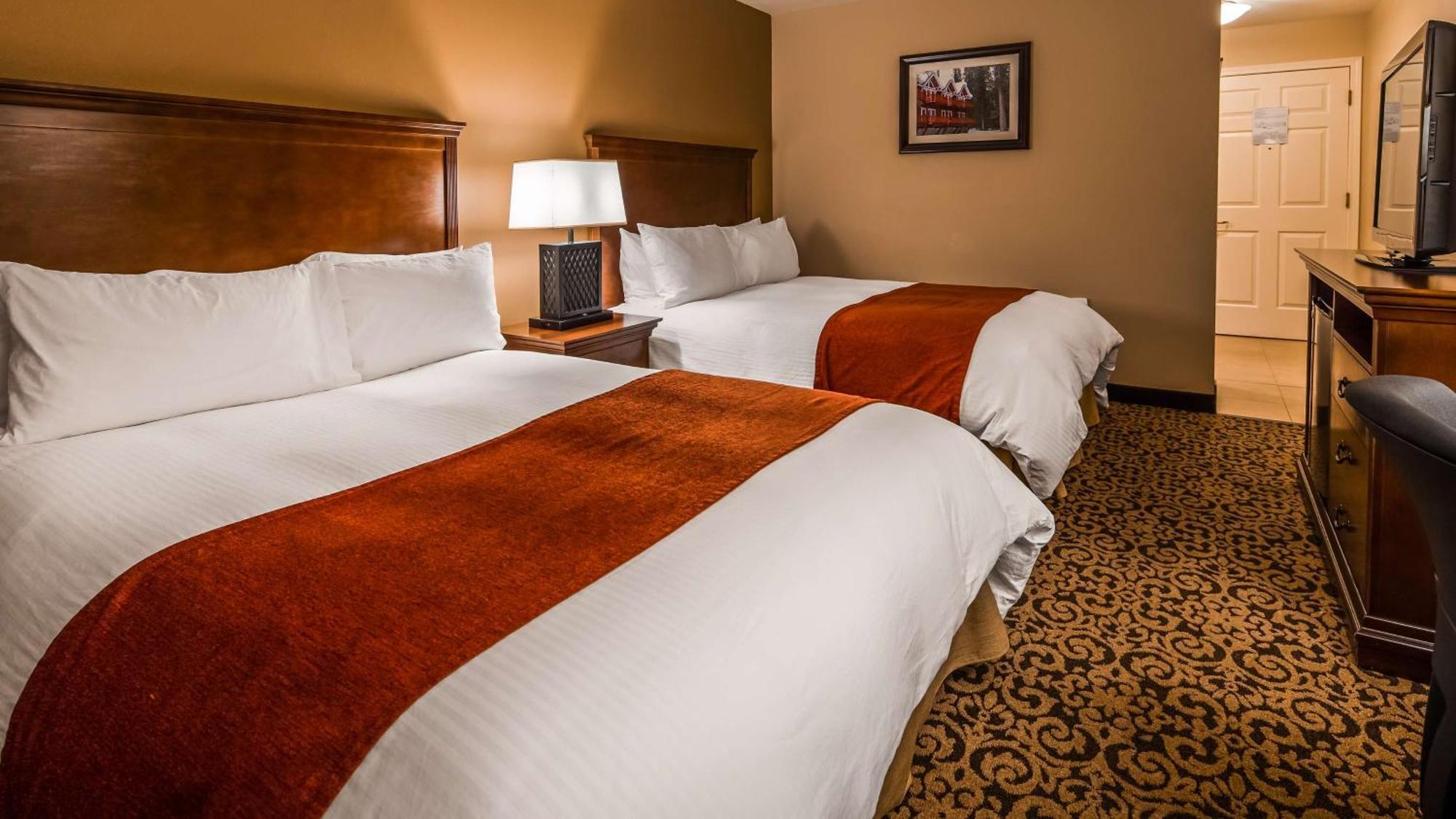 Queen Room with Two Queen Beds - Non-Smoking