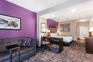 Executive King Room - Non-Smoking