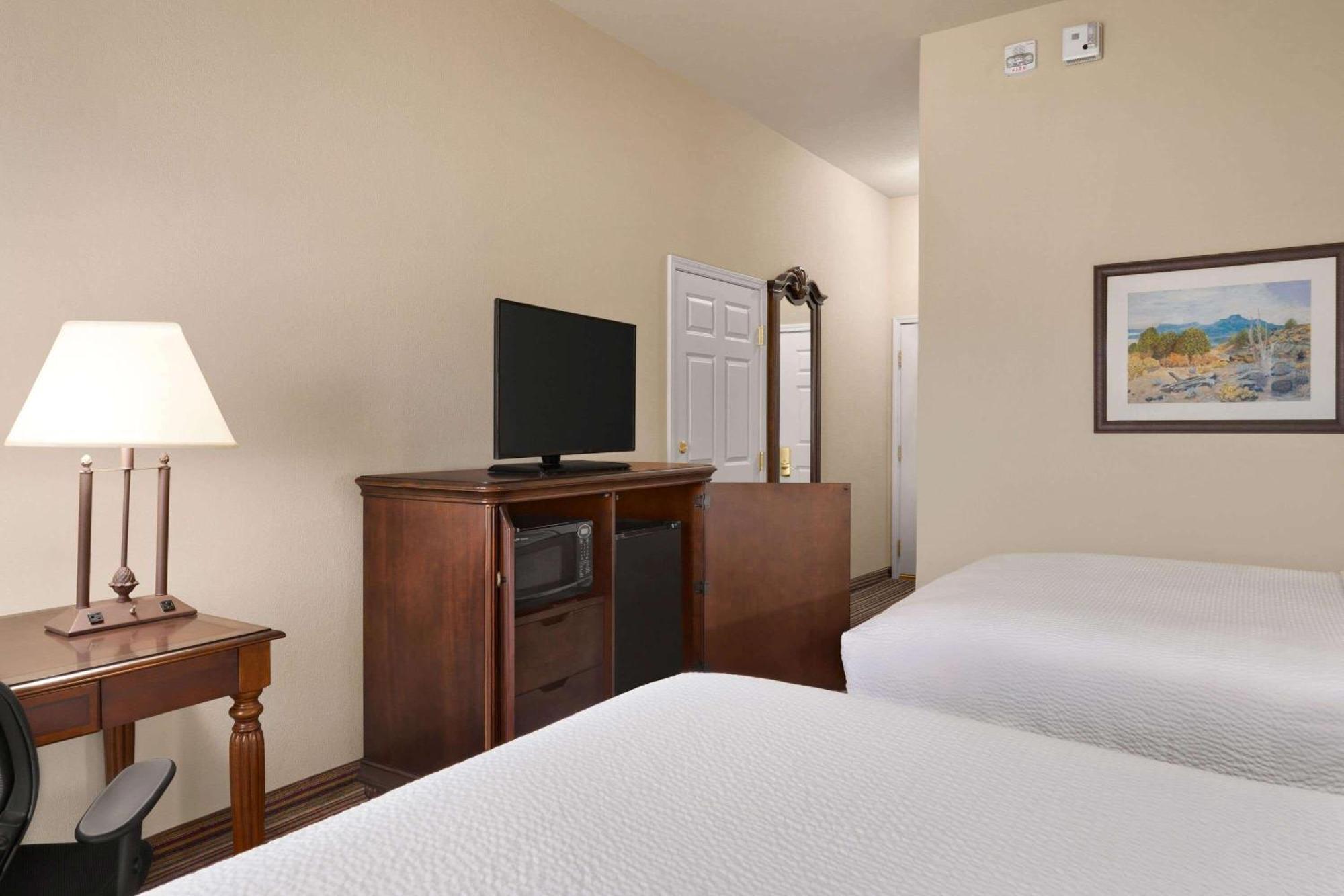 Queen Room with Two Queen Beds