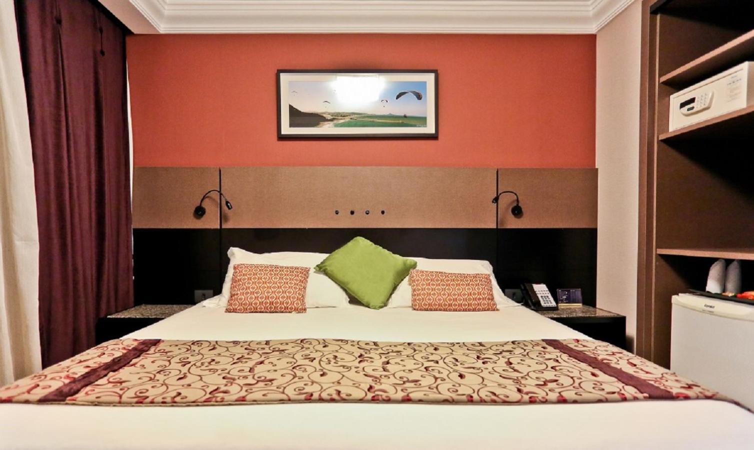 Quarto Superior com Cama de Casal ou 2 de Solteiro