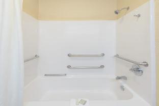 Queen Room with Two Queen Beds - Pet Friendly/Non-Smoking