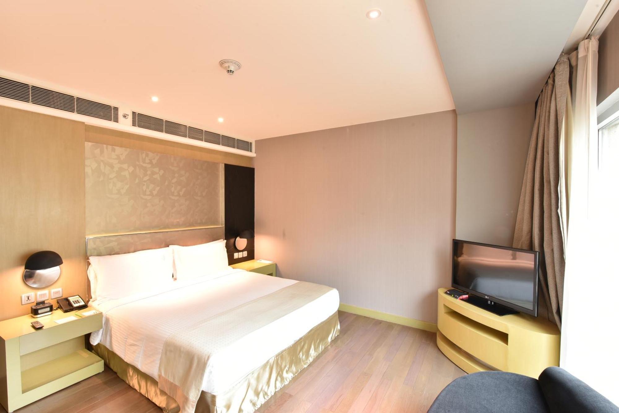 Suite con 1 Camera da Letto e Area Soggiorno Aggiuntiva - Non Fumatori