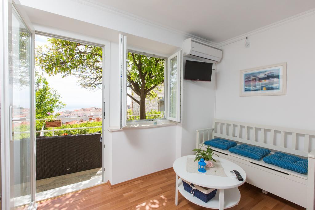 Quarto Duplo com Varanda e Vista Mar